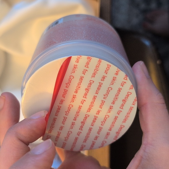 First Aid Beauty Ultra Repair Hydrating Pillow Pads / New Product - Picture 2 of 3